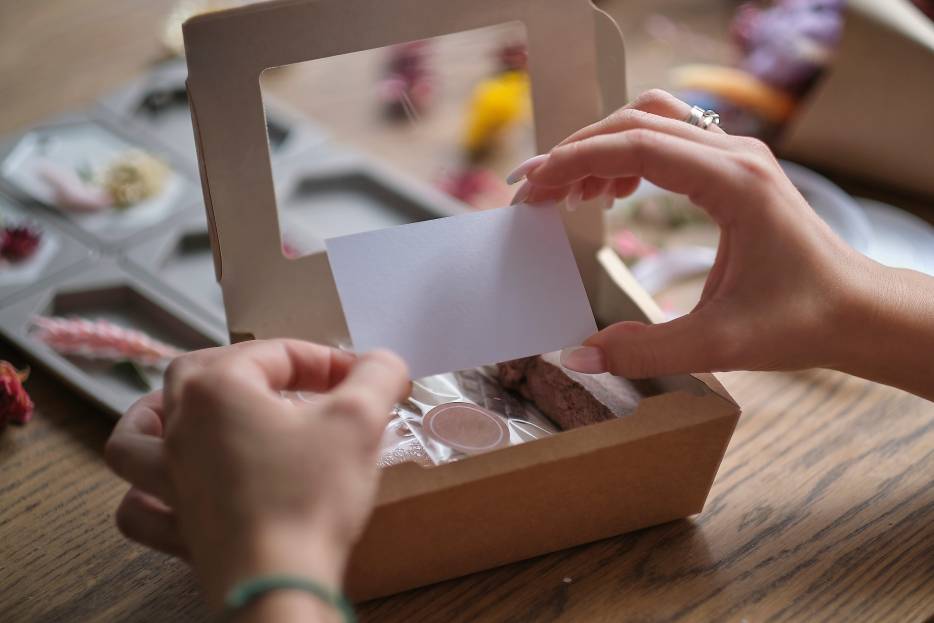 Auge del «unboxing»: cómo influye en el diseño estructural del cartón
