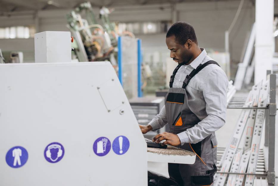 Micro-plantas modulares: el nuevo modelo de producción para cajas de cartón